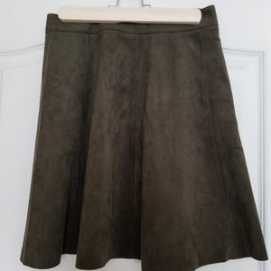 H&m Khaki green Faux Suede Skirt size US 4 EU 36